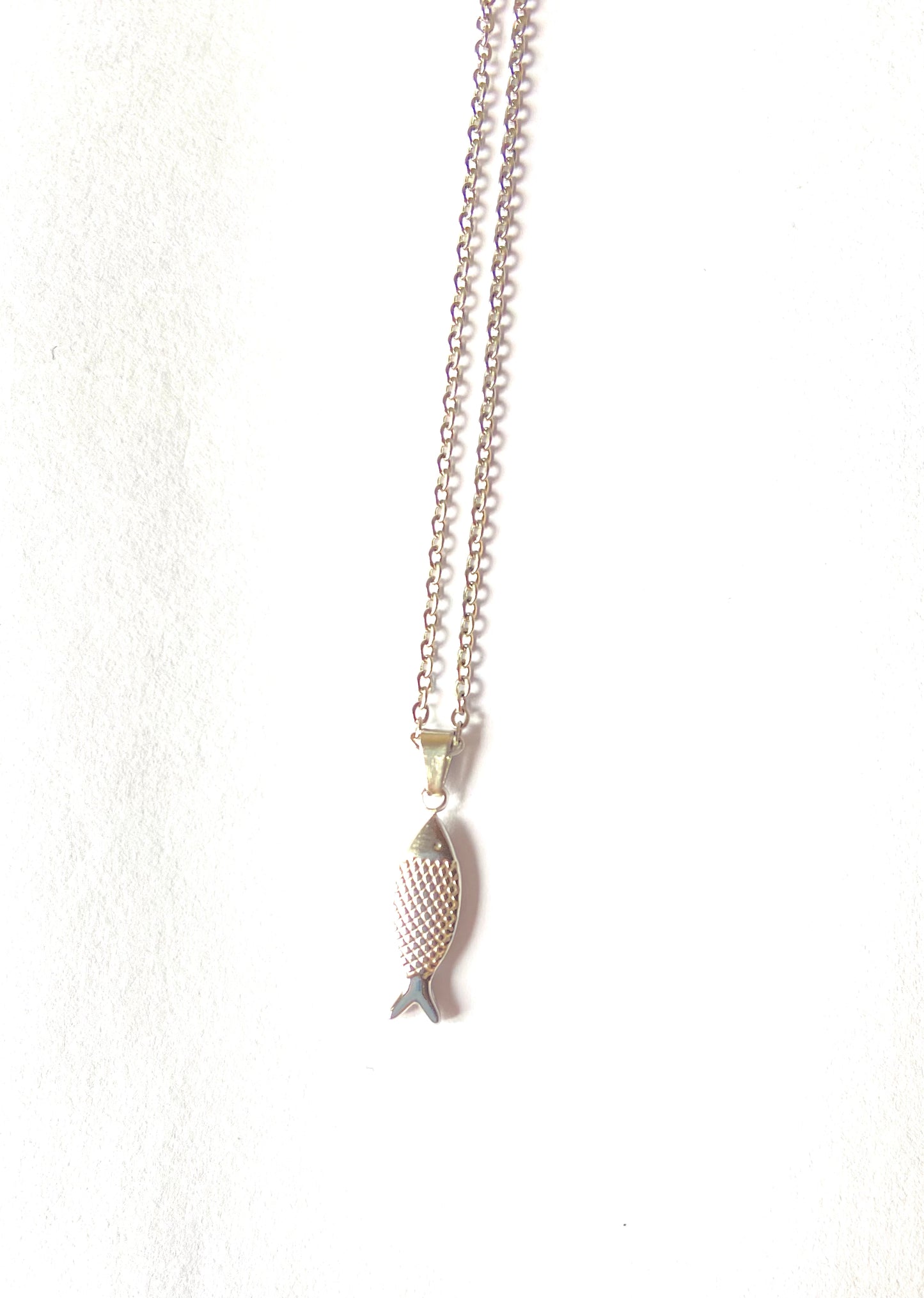 Collar Pez relieve