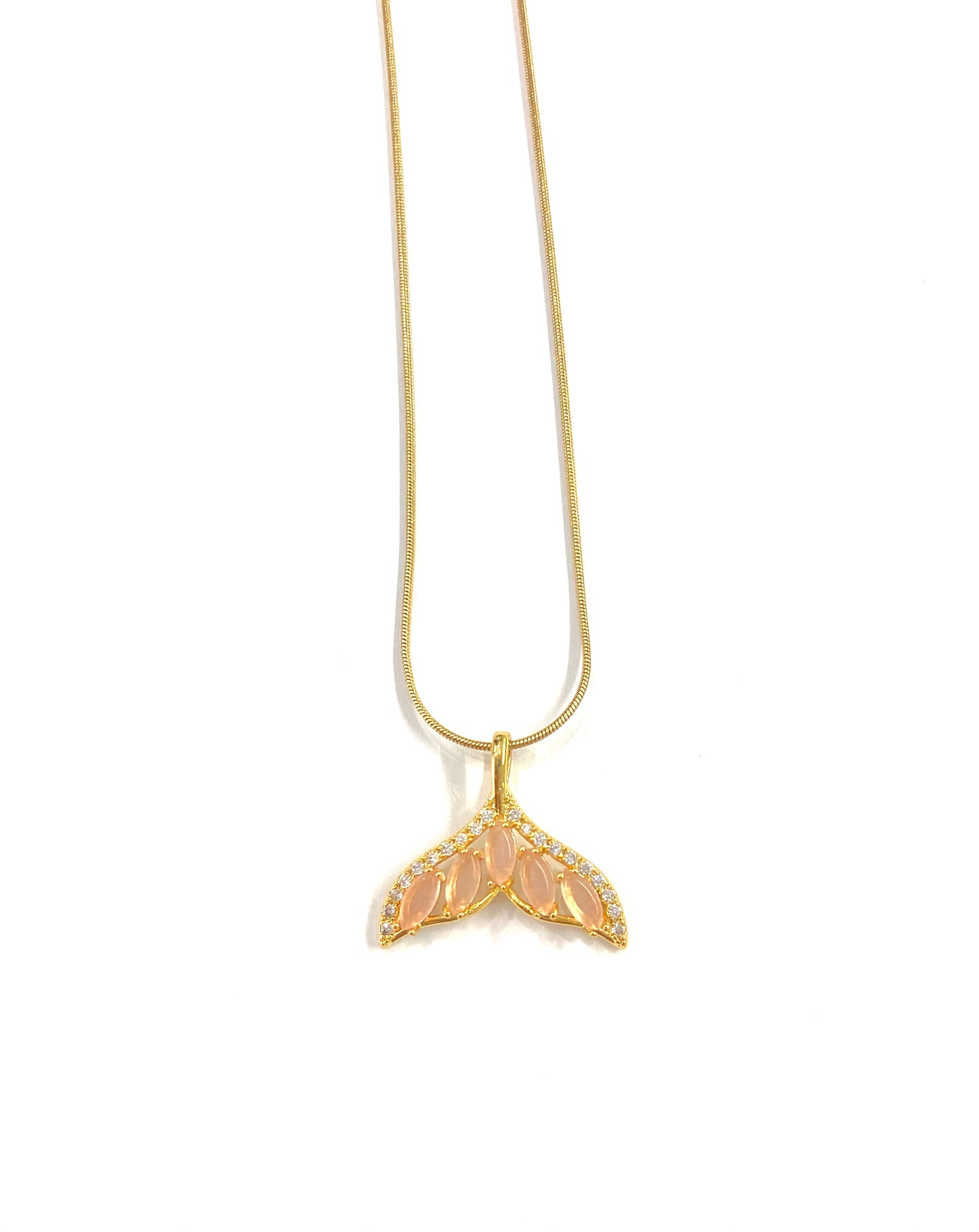 Collar cola de ballena circonitas rosa