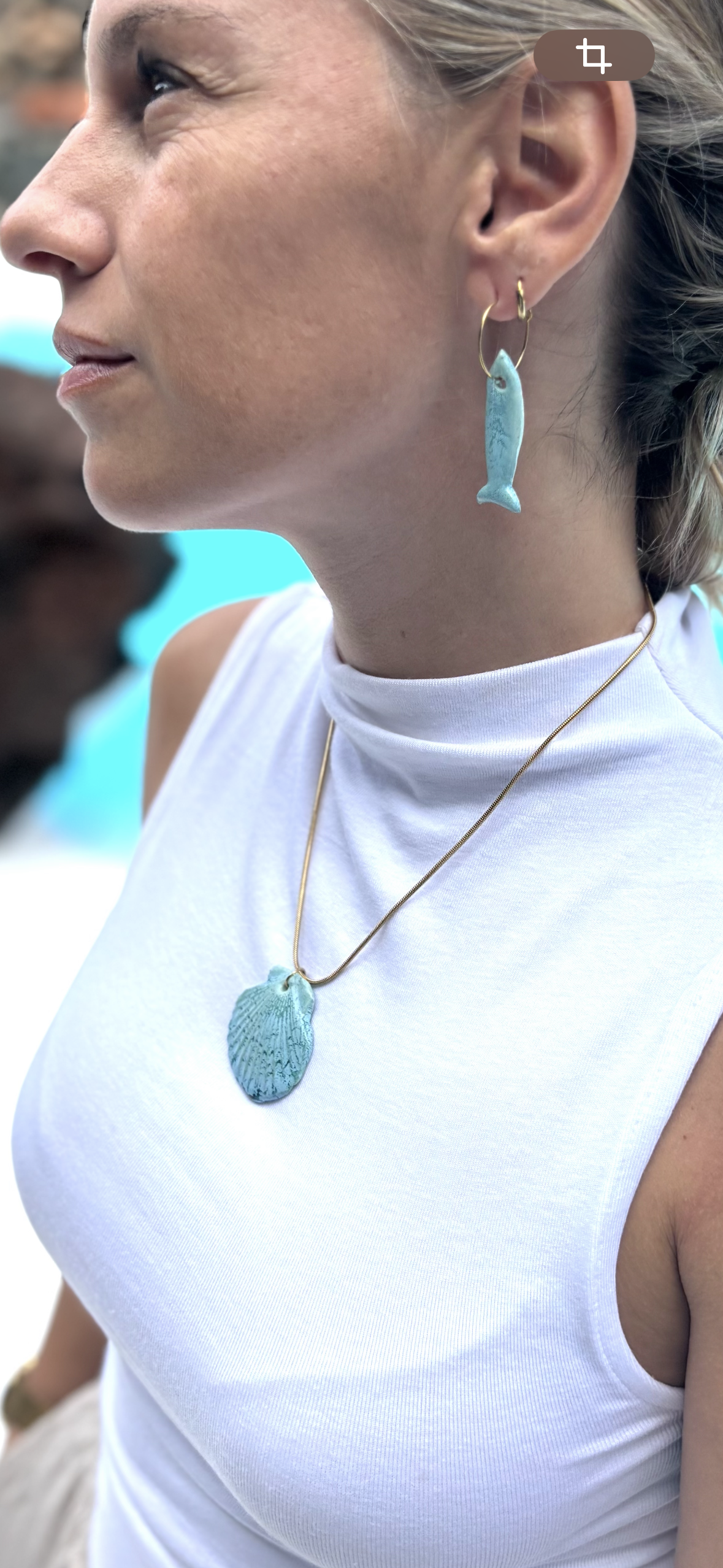 Collar concha de cerámica