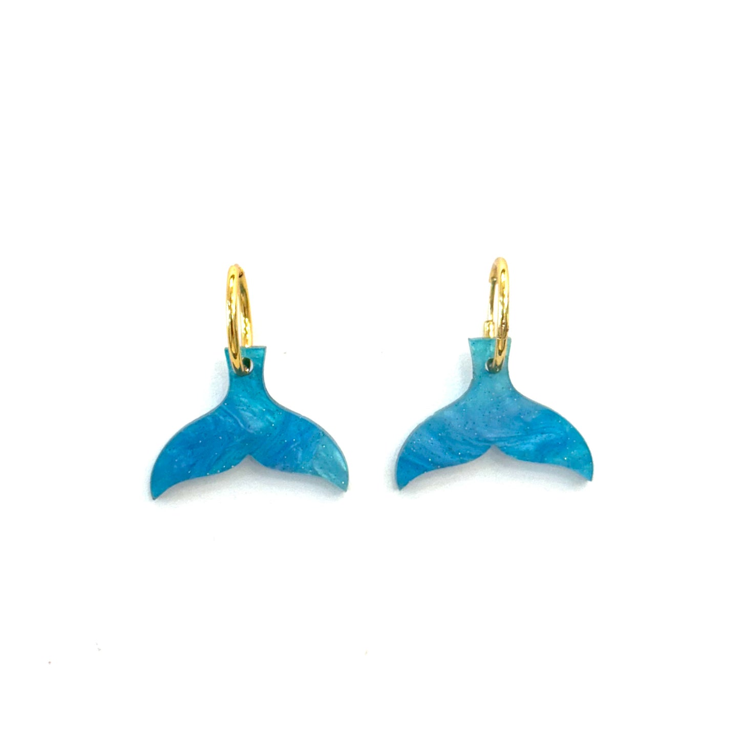 Pendientes cola de ballena reflejos azul y verde